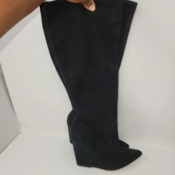 Alice and Olivia Boots - Picture 3 of 5